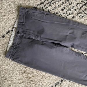 Club Monaco Davis Slim Fit chinos men’s size 32x32.